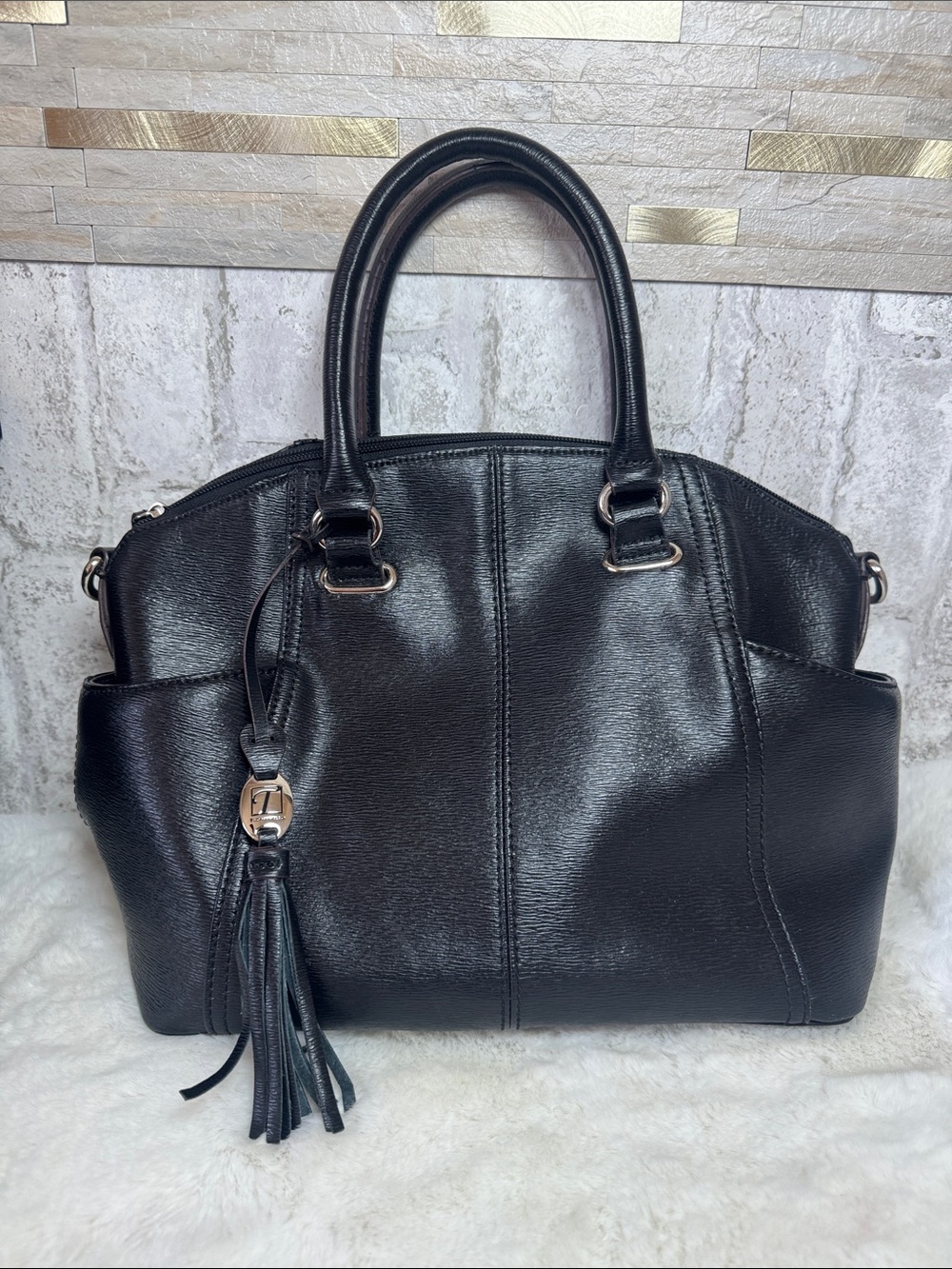 Tignanello Black Leather Satchel with Tassel Accent,doesn’t have strap